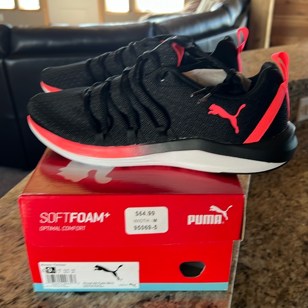 Women’s Puma SoftFoam
